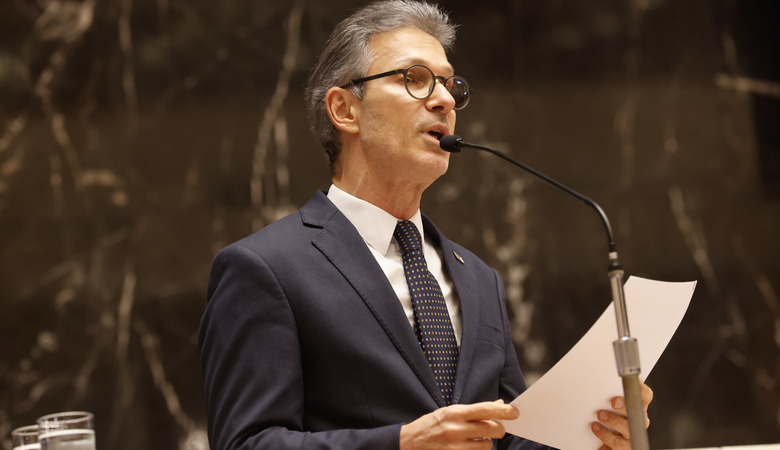 Unveil 8a21a6f614db065bb1ca2c21a5c803aede783f93e5277febbd47f37d9dbae4ca