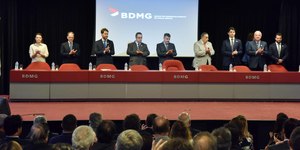 Unveil 8a21a6f614db065bb1ca2c21a5c803aede783f93e5277febbd47f37d9dbae4ca