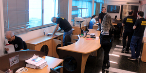 Unveil 8a21a6f614db065bb1ca2c21a5c803aede783f93e5277febbd47f37d9dbae4ca