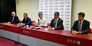 Unveil 8a21a6f614db065bb1ca2c21a5c803aede783f93e5277febbd47f37d9dbae4ca