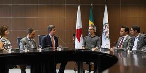 Unveil 8a21a6f614db065bb1ca2c21a5c803aede783f93e5277febbd47f37d9dbae4ca