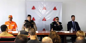 Unveil 8a21a6f614db065bb1ca2c21a5c803aede783f93e5277febbd47f37d9dbae4ca