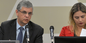 Unveil 8a21a6f614db065bb1ca2c21a5c803aede783f93e5277febbd47f37d9dbae4ca