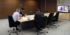 Unveil 8a21a6f614db065bb1ca2c21a5c803aede783f93e5277febbd47f37d9dbae4ca