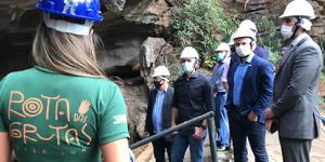 Unveil 8a21a6f614db065bb1ca2c21a5c803aede783f93e5277febbd47f37d9dbae4ca