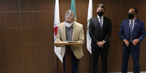 Unveil 8a21a6f614db065bb1ca2c21a5c803aede783f93e5277febbd47f37d9dbae4ca