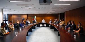 Unveil 8a21a6f614db065bb1ca2c21a5c803aede783f93e5277febbd47f37d9dbae4ca