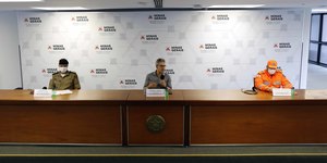 Unveil 8a21a6f614db065bb1ca2c21a5c803aede783f93e5277febbd47f37d9dbae4ca