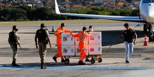 Unveil 8a21a6f614db065bb1ca2c21a5c803aede783f93e5277febbd47f37d9dbae4ca