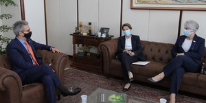 Unveil 8a21a6f614db065bb1ca2c21a5c803aede783f93e5277febbd47f37d9dbae4ca