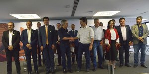 Unveil 8a21a6f614db065bb1ca2c21a5c803aede783f93e5277febbd47f37d9dbae4ca