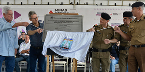 Unveil 8a21a6f614db065bb1ca2c21a5c803aede783f93e5277febbd47f37d9dbae4ca