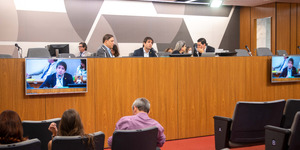 Unveil 8a21a6f614db065bb1ca2c21a5c803aede783f93e5277febbd47f37d9dbae4ca