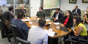 Unveil 8a21a6f614db065bb1ca2c21a5c803aede783f93e5277febbd47f37d9dbae4ca