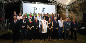 Unveil 8a21a6f614db065bb1ca2c21a5c803aede783f93e5277febbd47f37d9dbae4ca