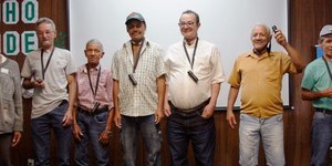 Unveil 8a21a6f614db065bb1ca2c21a5c803aede783f93e5277febbd47f37d9dbae4ca