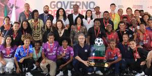 Unveil 8a21a6f614db065bb1ca2c21a5c803aede783f93e5277febbd47f37d9dbae4ca