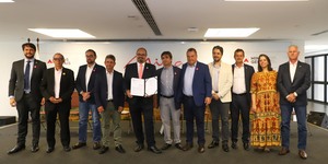 Unveil 8a21a6f614db065bb1ca2c21a5c803aede783f93e5277febbd47f37d9dbae4ca