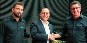 Unveil 8a21a6f614db065bb1ca2c21a5c803aede783f93e5277febbd47f37d9dbae4ca