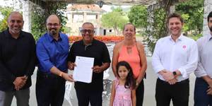 Unveil 8a21a6f614db065bb1ca2c21a5c803aede783f93e5277febbd47f37d9dbae4ca