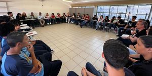 Unveil 8a21a6f614db065bb1ca2c21a5c803aede783f93e5277febbd47f37d9dbae4ca