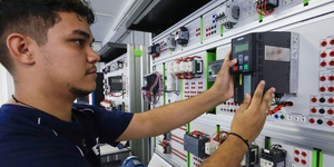 Unveil 8a21a6f614db065bb1ca2c21a5c803aede783f93e5277febbd47f37d9dbae4ca