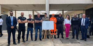 Unveil 8a21a6f614db065bb1ca2c21a5c803aede783f93e5277febbd47f37d9dbae4ca