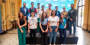 Unveil 8a21a6f614db065bb1ca2c21a5c803aede783f93e5277febbd47f37d9dbae4ca