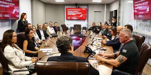 Unveil 8a21a6f614db065bb1ca2c21a5c803aede783f93e5277febbd47f37d9dbae4ca