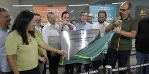 Unveil 8a21a6f614db065bb1ca2c21a5c803aede783f93e5277febbd47f37d9dbae4ca