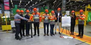 Unveil 8a21a6f614db065bb1ca2c21a5c803aede783f93e5277febbd47f37d9dbae4ca