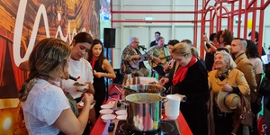 Unveil 8a21a6f614db065bb1ca2c21a5c803aede783f93e5277febbd47f37d9dbae4ca