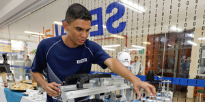 Unveil 8a21a6f614db065bb1ca2c21a5c803aede783f93e5277febbd47f37d9dbae4ca