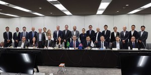 Unveil 8a21a6f614db065bb1ca2c21a5c803aede783f93e5277febbd47f37d9dbae4ca