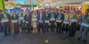 Unveil 8a21a6f614db065bb1ca2c21a5c803aede783f93e5277febbd47f37d9dbae4ca