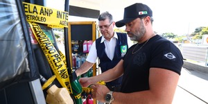 Unveil 8a21a6f614db065bb1ca2c21a5c803aede783f93e5277febbd47f37d9dbae4ca