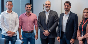 Unveil 8a21a6f614db065bb1ca2c21a5c803aede783f93e5277febbd47f37d9dbae4ca