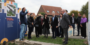 Unveil 8a21a6f614db065bb1ca2c21a5c803aede783f93e5277febbd47f37d9dbae4ca