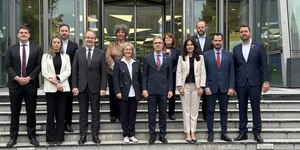 Unveil 8a21a6f614db065bb1ca2c21a5c803aede783f93e5277febbd47f37d9dbae4ca