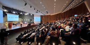 Unveil 8a21a6f614db065bb1ca2c21a5c803aede783f93e5277febbd47f37d9dbae4ca