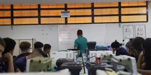 Unveil 8a21a6f614db065bb1ca2c21a5c803aede783f93e5277febbd47f37d9dbae4ca