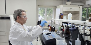 Unveil 8a21a6f614db065bb1ca2c21a5c803aede783f93e5277febbd47f37d9dbae4ca