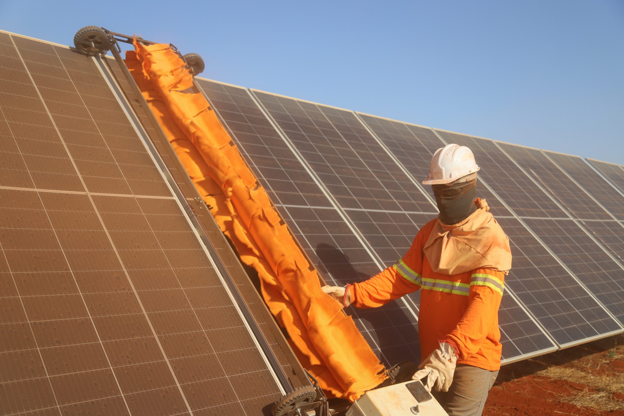 Minas Gerais supera marca de 14 GW na geração de energia solar