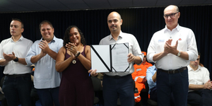 Unveil 8a21a6f614db065bb1ca2c21a5c803aede783f93e5277febbd47f37d9dbae4ca