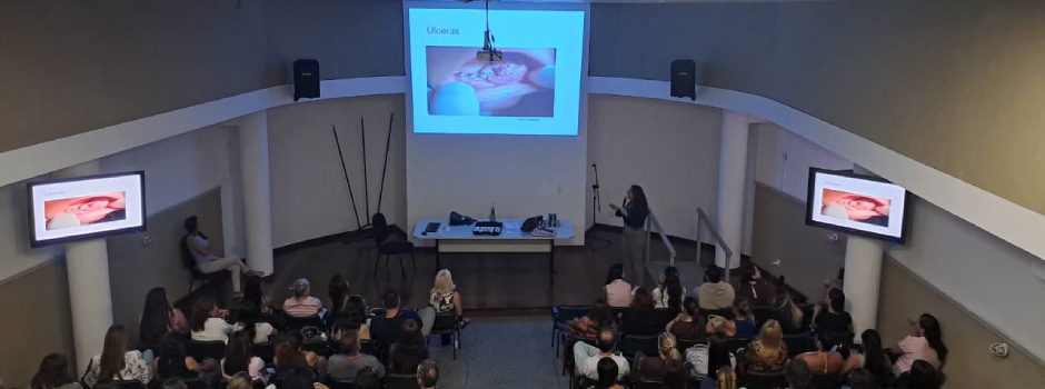 Secretaria de Saúde reforça diagnóstico precoce do câncer de boca e qualifica profissionais na Zona da Mata