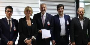 Unveil 8a21a6f614db065bb1ca2c21a5c803aede783f93e5277febbd47f37d9dbae4ca